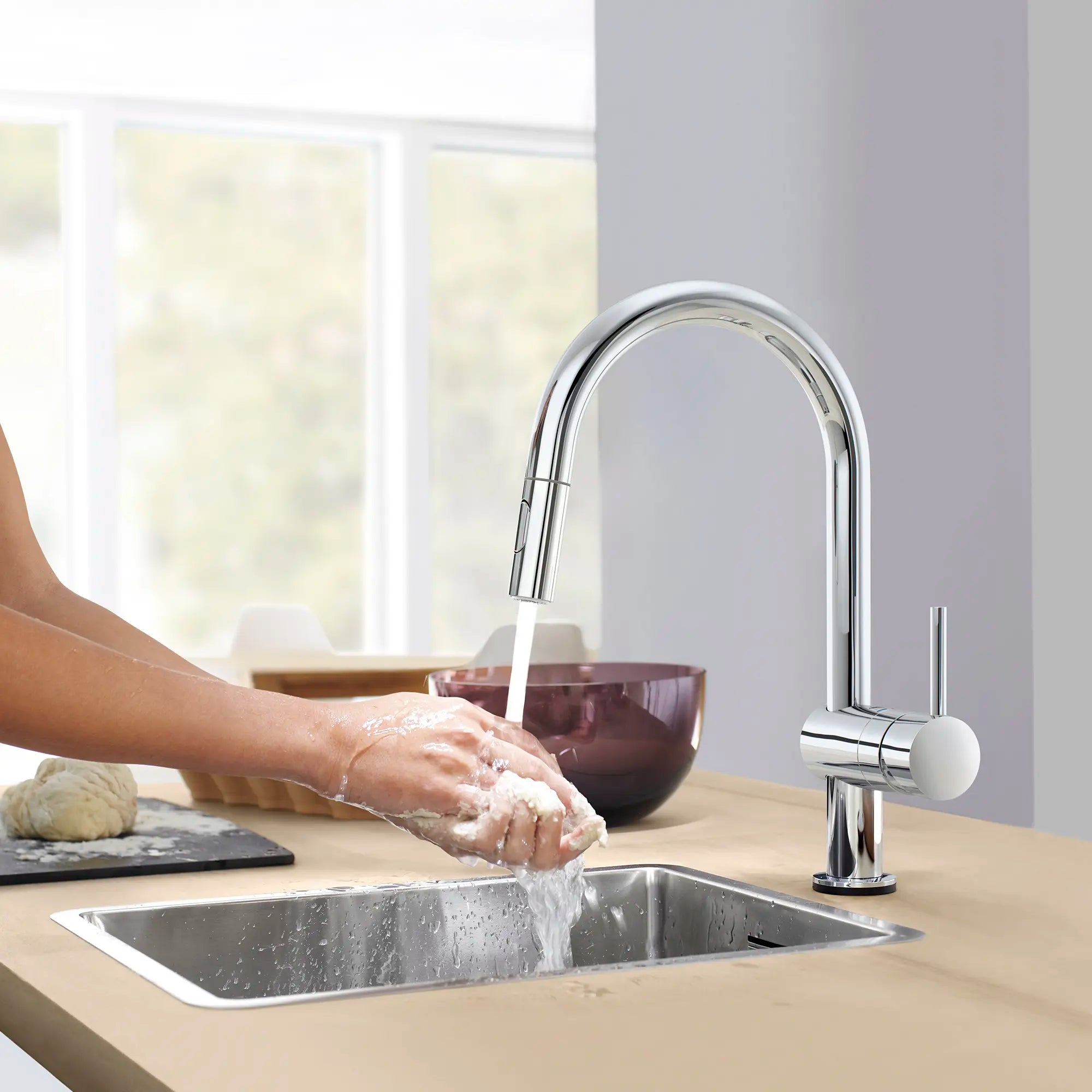 Single-Handle Pull Down Kitchen Faucet Dual Spray 6.6 L/min (1.75 gpm) // GROHE STARLIGHT CHROME // 100297_L-31378003_CDNwebp.webp