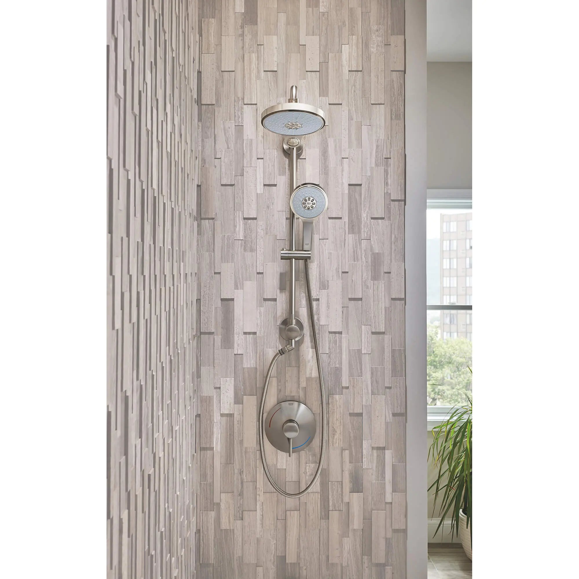 130 Hand Shower - 4 Sprays, 2.5 gpm // BRUSHED NICKEL INFINITYFINISH // 1238_27664en0-hand-shower-enviro-4_0_CDNwebp.webp