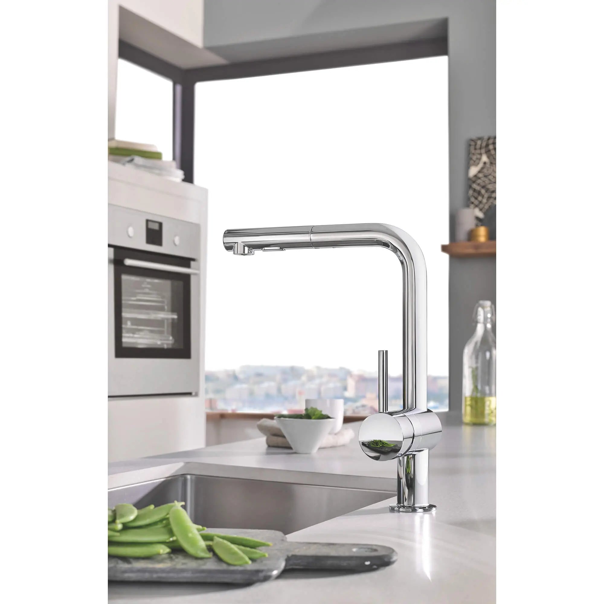 Single-Handle Pull-Out Kitchen Faucet Dual Spray 6.6 L/min (1.75 gpm) // GROHE STARLIGHT CHROME // 1499_30300000-single-handle-kitchen-faucet-enviro-2_0_CDNwebp.webp