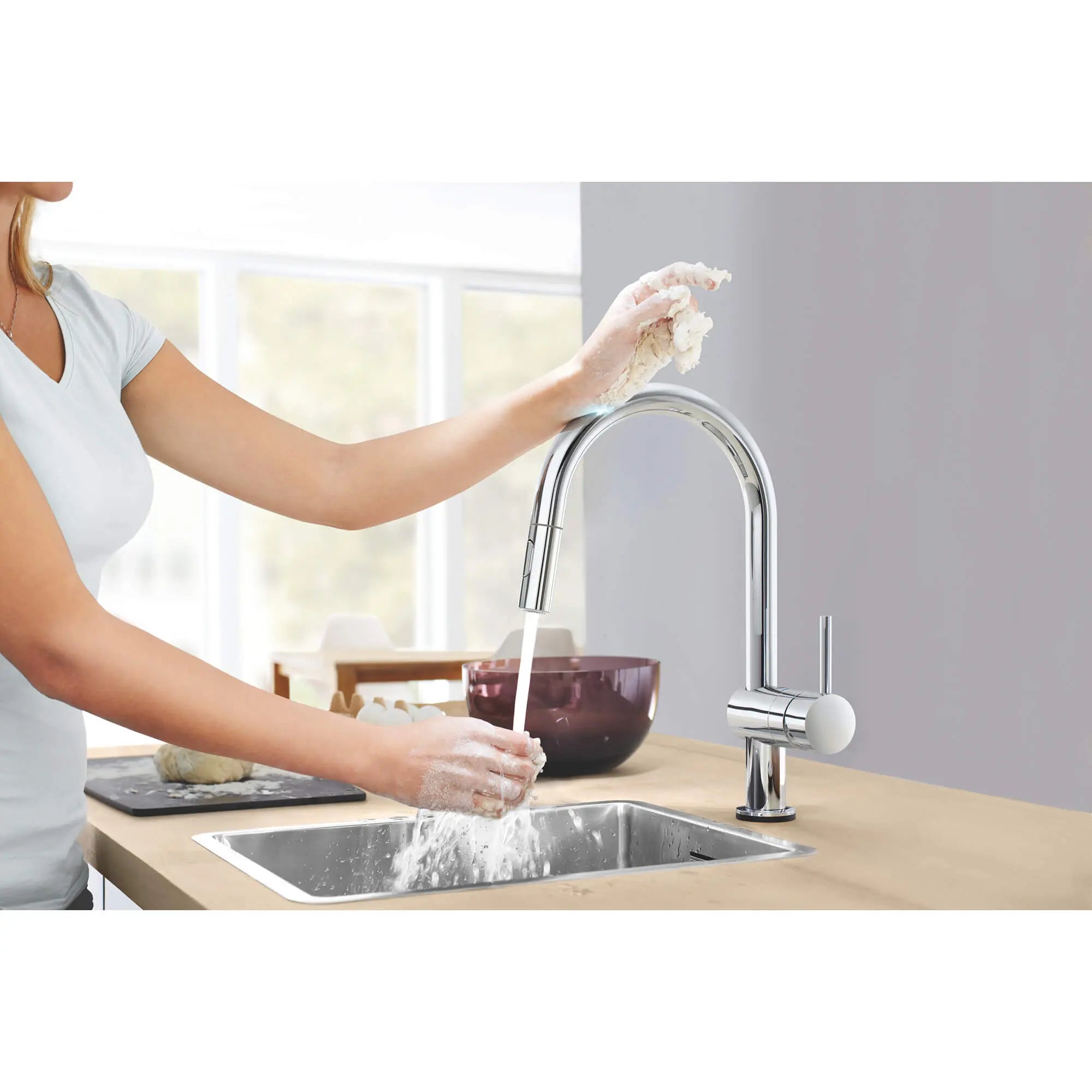 Single-Handle Pull Down Kitchen Faucet Dual Spray 1.75 GPM (6.6 L/min) with Touch Technology // GROHE STARLIGHT CHROME // 1596_31359002-single-handle-kitchen-faucet-enviro-3_0_CDNwebp.webp