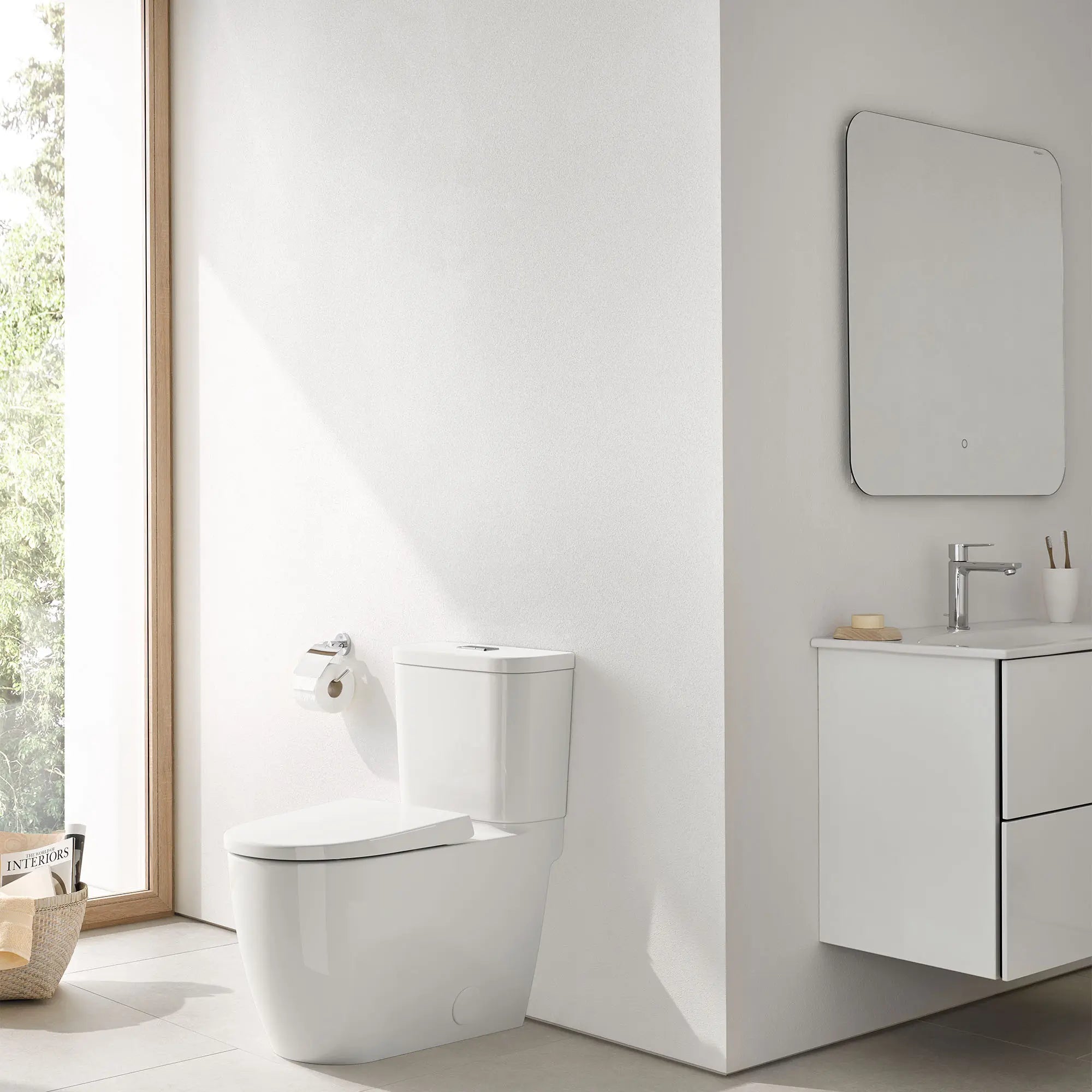 Two-piece Right height Elongated Toilet with seat, Left-Hand Trip Lever // LEFT / ALPINE WHITE // 163062_B-39675000_0_CDNwebp.webp
