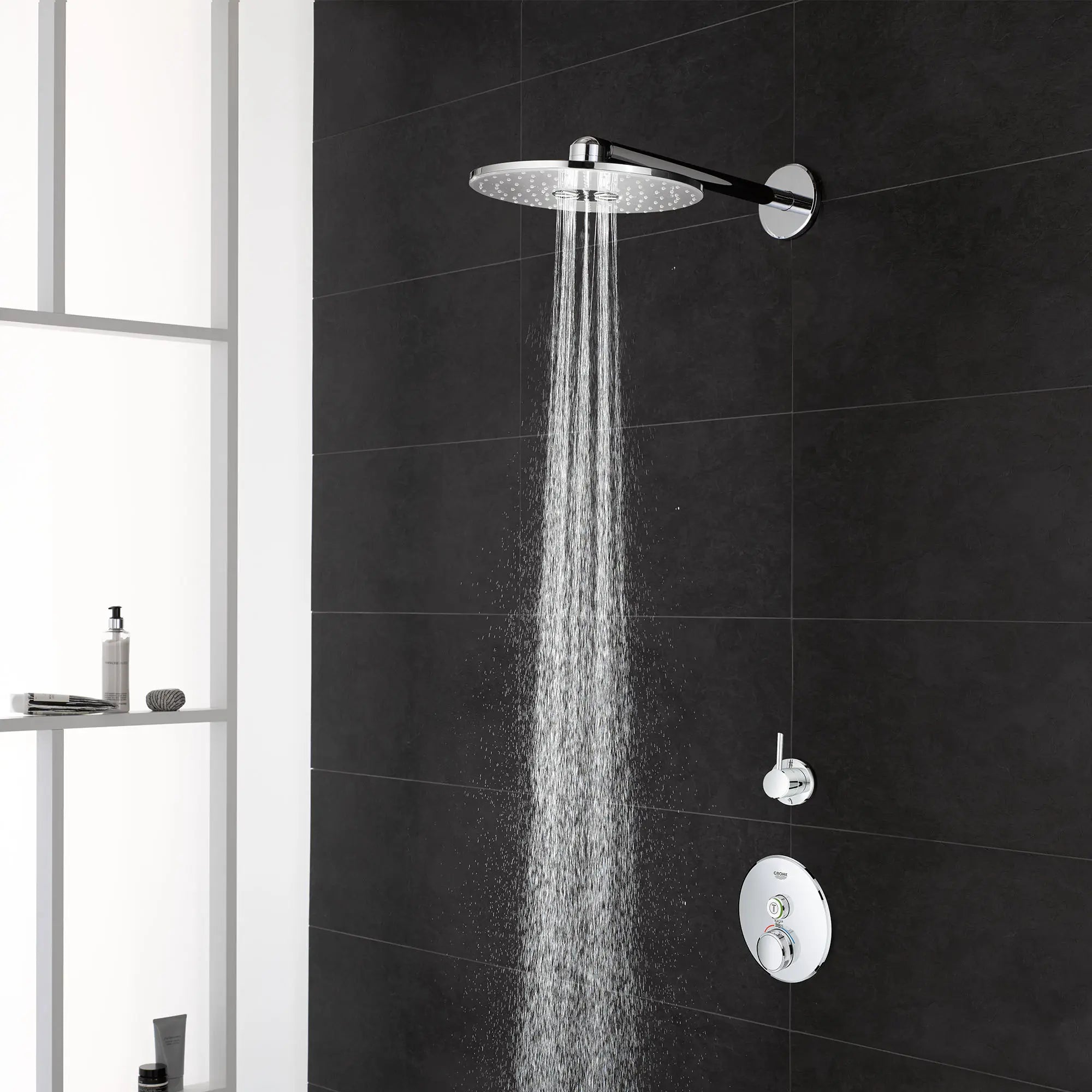 260 Shower Head, 10" - 3 Sprays, 2.5 gpm // GROHE STARLIGHT CHROME // 163549_26457000_29136000_29108001_1_0_CDNwebp.webp