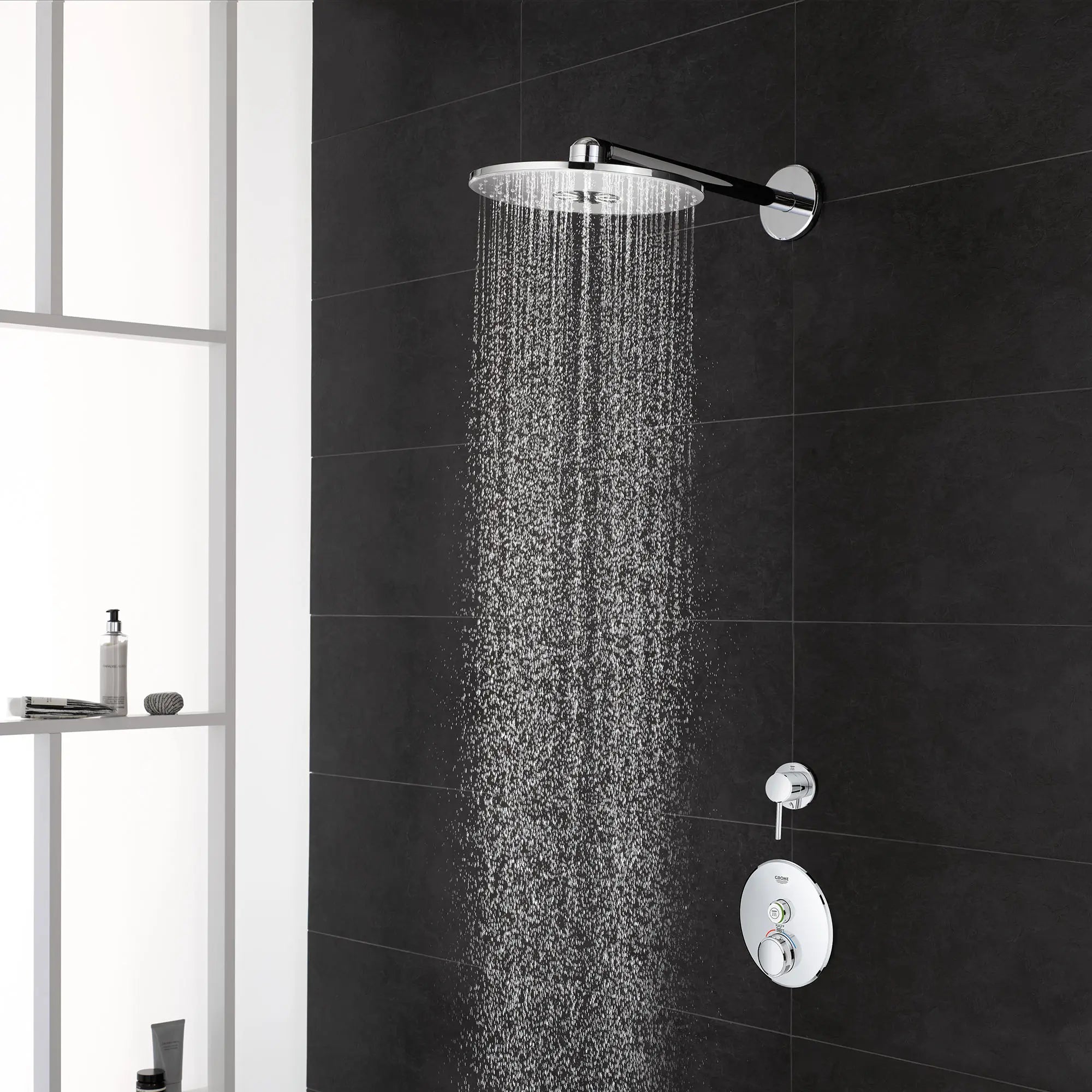 260 Shower Head, 10" - 3 Sprays, 2.5 gpm // GROHE STARLIGHT CHROME // 163551_26457000_29136000_29108001_0_CDNwebp.webp