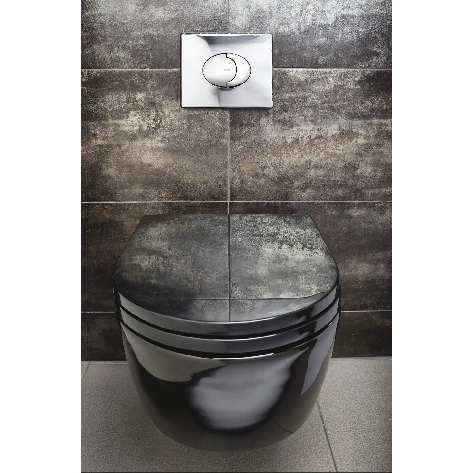Wall Plate // GROHE STARLIGHT CHROME // 163596_38506000-Skate-Air-Actuation-Plate-StarLight-Chrome-lifestyle-2_0_CDNwebp.webp