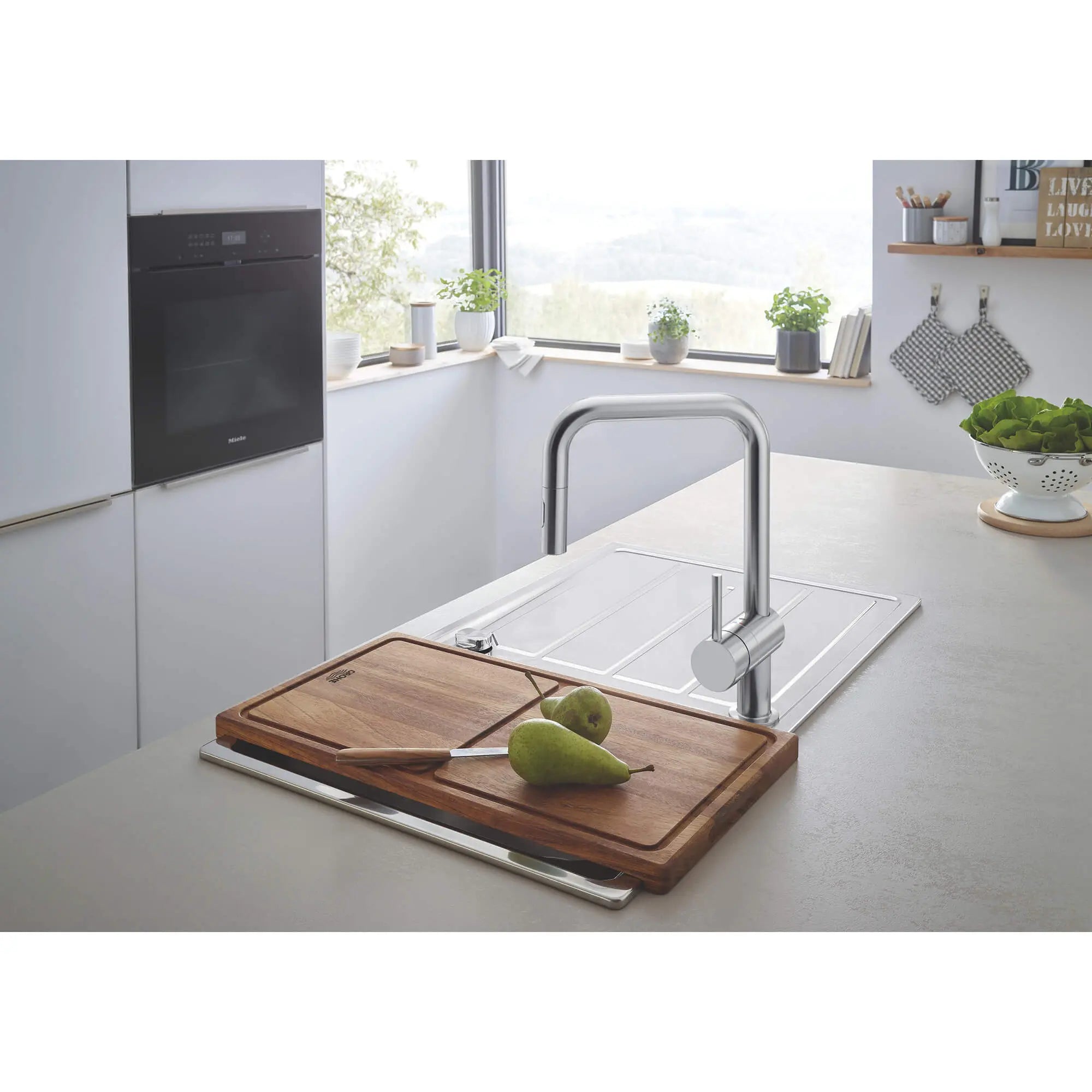 Minta Single-Handle Pull Down Kitchen Faucet Dual Spray 1.75 GPM (6.6 L/min) // SUPERSTEEL INFINITYFINISH // 1644_32319dc3-single-handle-kitchen-faucet-enviro-1_0_CDNwebp.webp