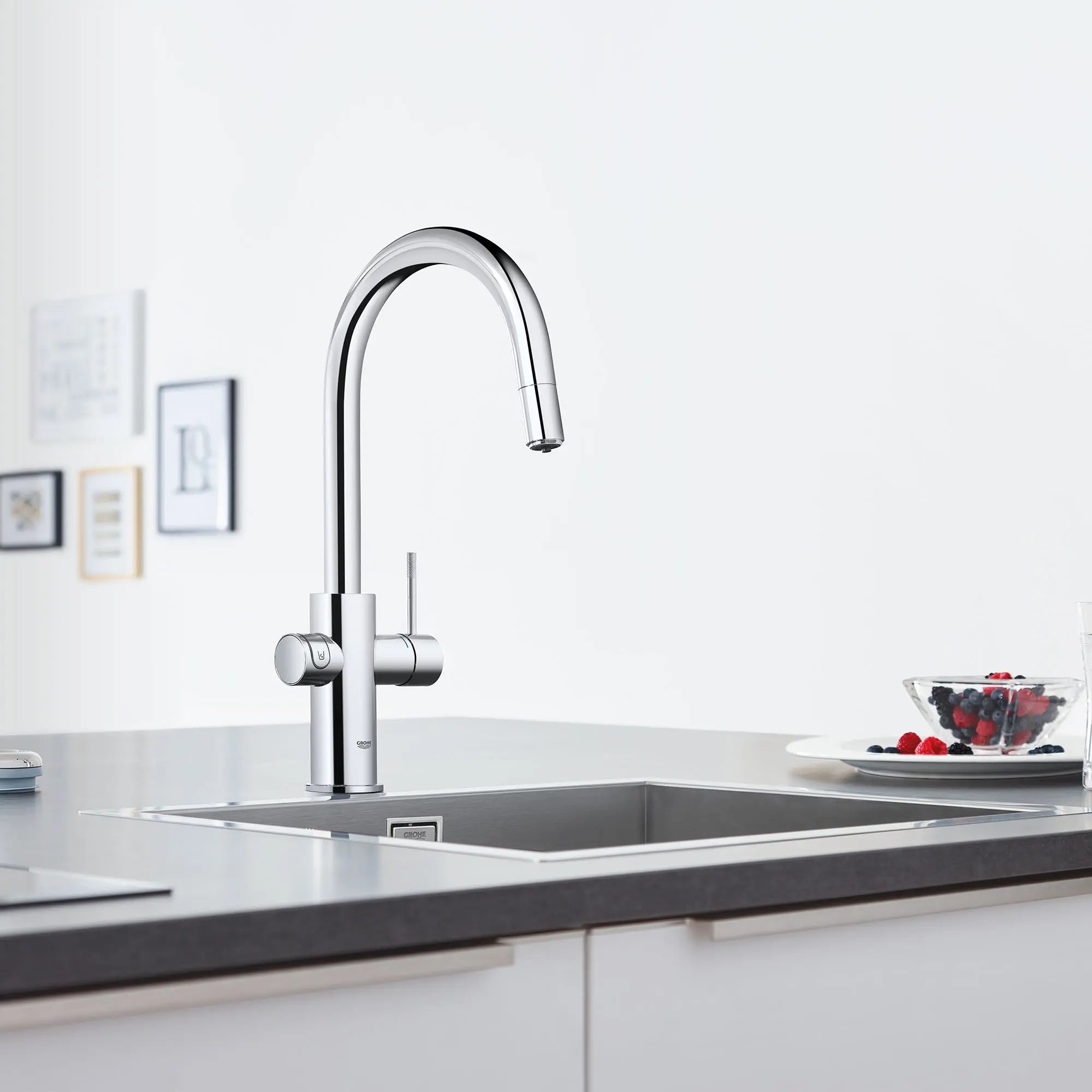 GROHE Blue Single-Handle Pull Down Kitchen Faucet Single Spray 1.75 GPM (6.6 L/min) with Chilled & Sparkling Water // GROHE STARLIGHT CHROME // 164705_B-31251002_1_0_CDNwebp.webp