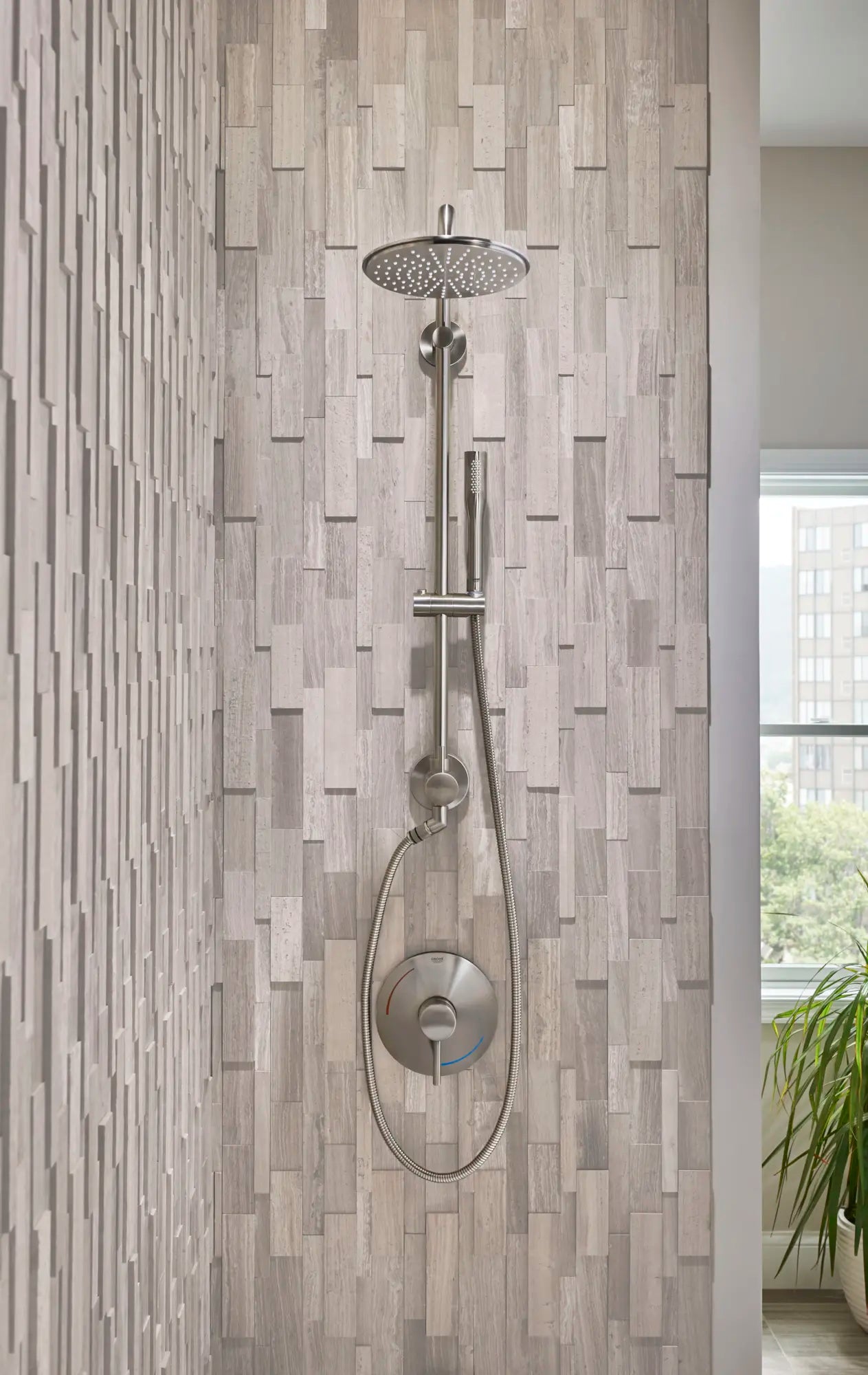 25" Shower System // BRUSHED NICKEL INFINITYFINISH // 164776_Grohe_Retro_Fit_26487EN0_28373ENO_27400ENO_ShowerVigStraightOn_0_CDNwebp.webp
