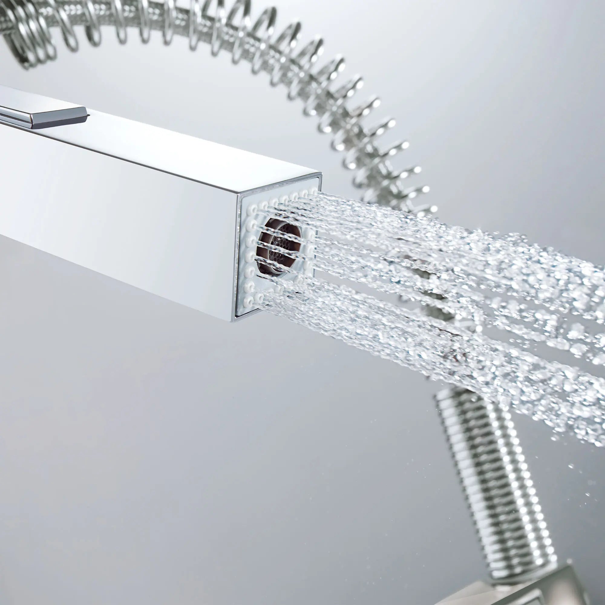 Eurocube Single-Handle Semi-Pro Dual Spray Kitchen Faucet 1.75 GPM (6.6 L/min) // GROHE STARLIGHT CHROME // 164909_B-31401000_0_CDNwebp.webp