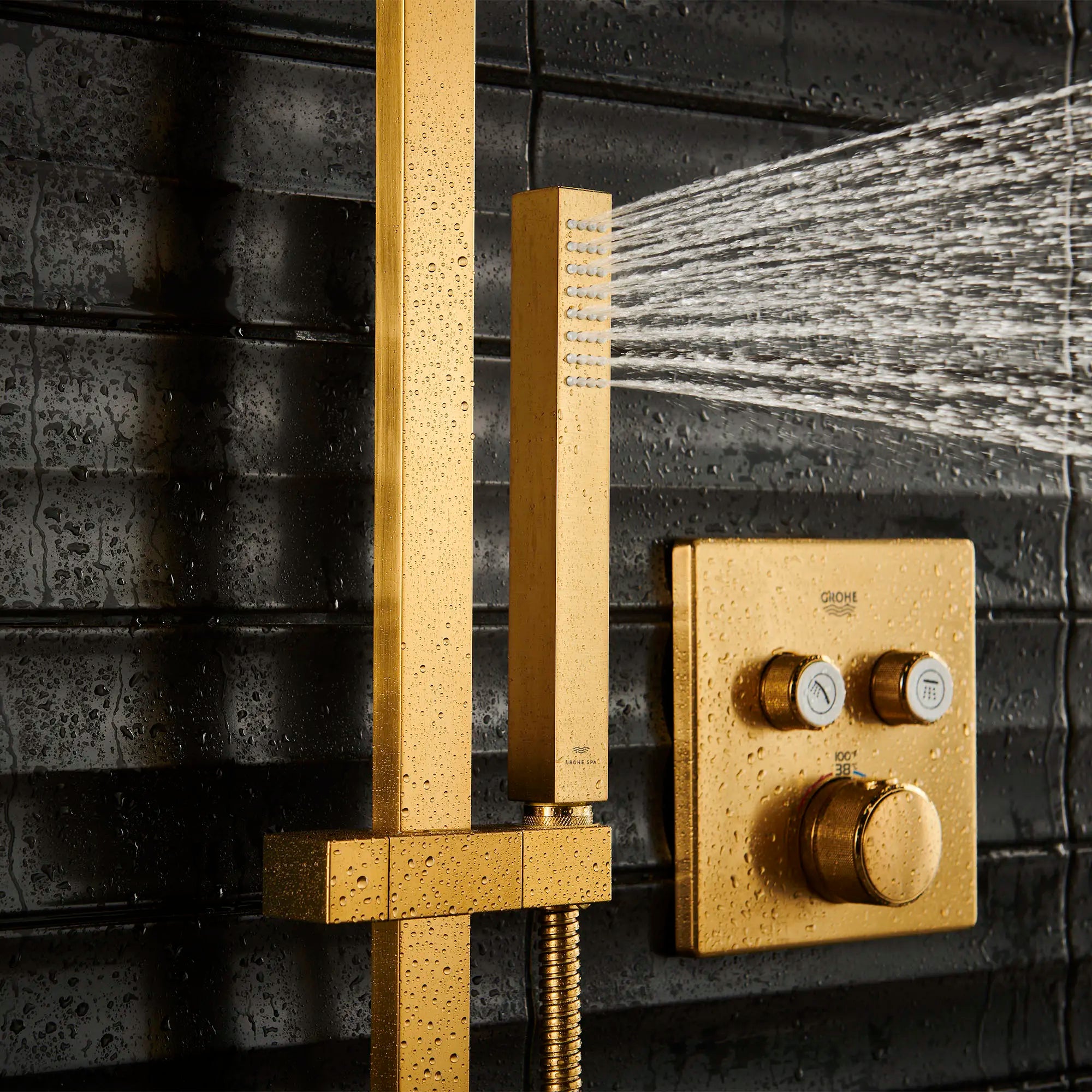 Dual Function Thermostatic Valve Trim // BRUSHED COOL SUNRISE // 165882_RainshowerAqua_EnvironmentCloseUp_26867GN0_29141GN0_0001_Aug2023_0_CDNwebp_f349a76d-3046-4823-95cf-de57cbb58576.webp