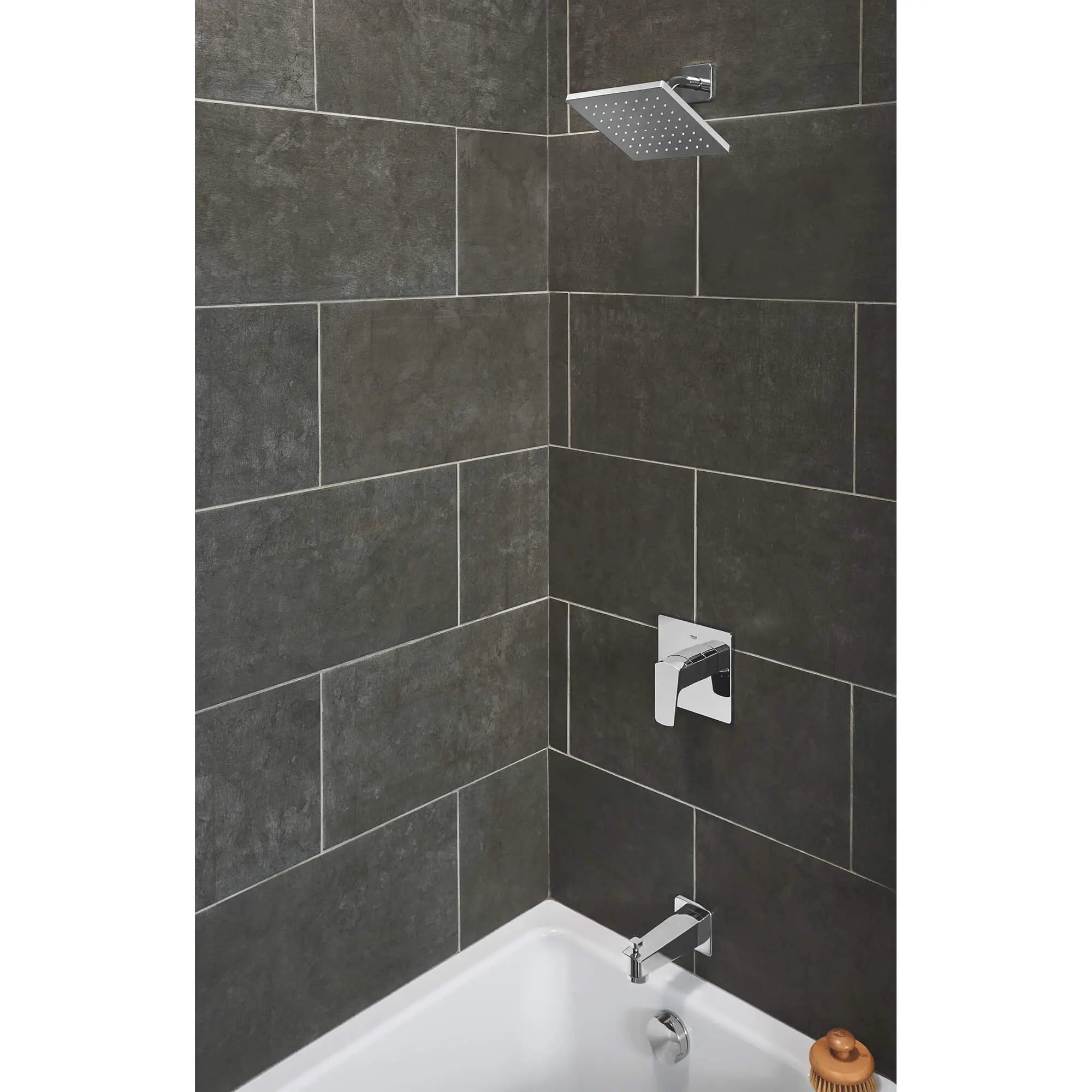 Tallinn Pressure Balance Valve Bathtub/shower Combo Faucet // GROHE STARLIGHT CHROME // 1713_35097000-pressure-balance-valve-bathtub-shower-combo-faucet-enviro-3_0_CDNwebp.webp