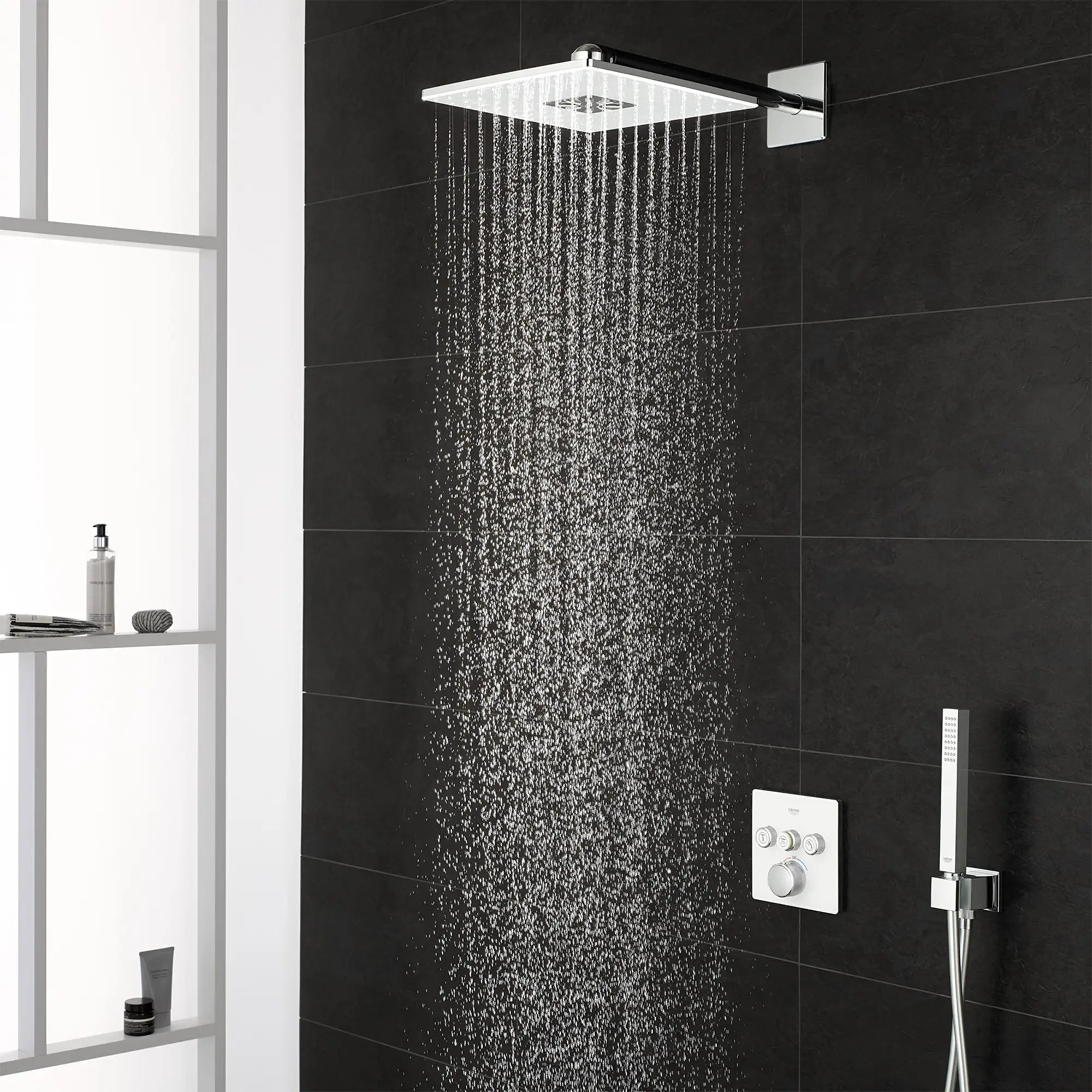 Triple Function Thermostatic Valve Trim // GROHE STARLIGHT CHROME // 187765_Grohtherm_EnvironmentCloseUp_29142000_0001_Oct2023_0_CDNwebp.webp