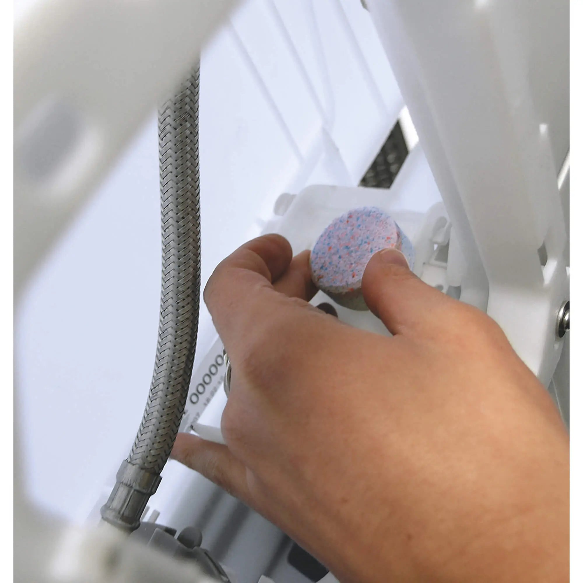 Wall Plate // GROHE STARLIGHT CHROME // 1878_38732000-wall-plate-enviro-8_0_CDNwebp.webp