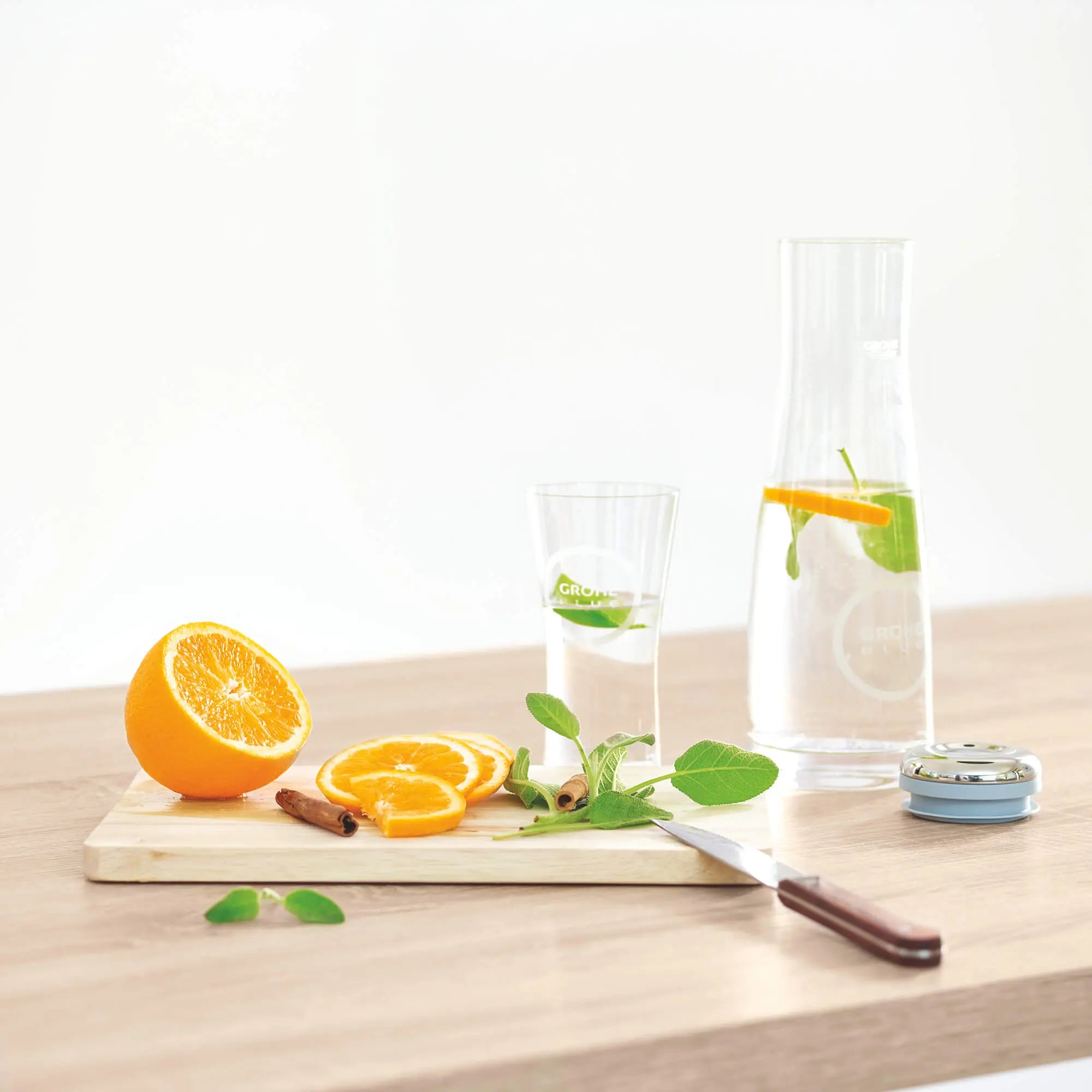 GROHE Blue Glass Carafe // NO FINISH // 2124_40405000-glass-carafe-enviro-27_0_CDNwebp.webp