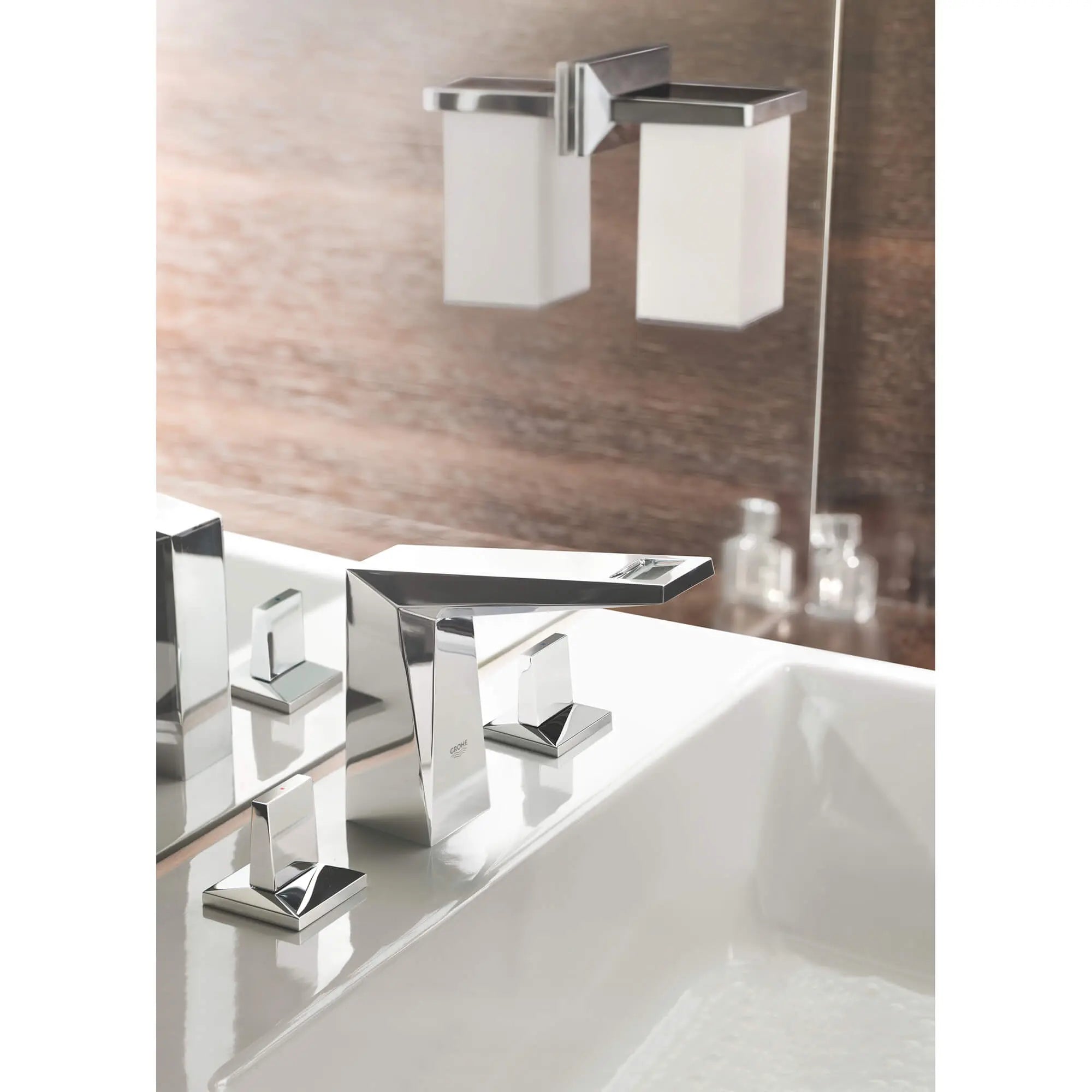 Toothbrush Holder with Tumbler // GROHE STARLIGHT CHROME // 2359_40493000-toothbrush-holder-with-tumbler-enviro-1_0_CDNwebp.webp