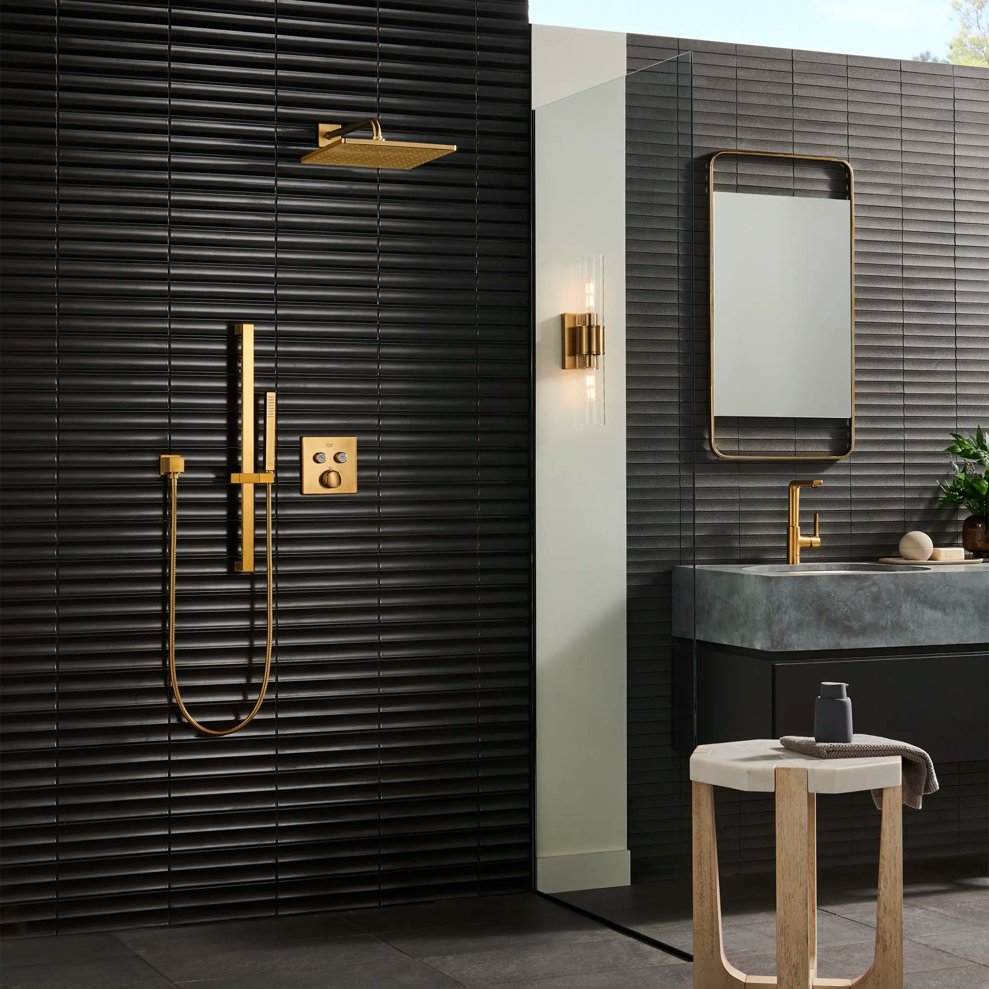 Dual Function Thermostatic Valve Trim // BRUSHED COOL SUNRISE // 238207_Rainshower_EnvironmentFull_23825GNA_26570GN0_29141GN0_26867GN0_27892GN0_0001_Aug2023_0_CDNwebp.webp