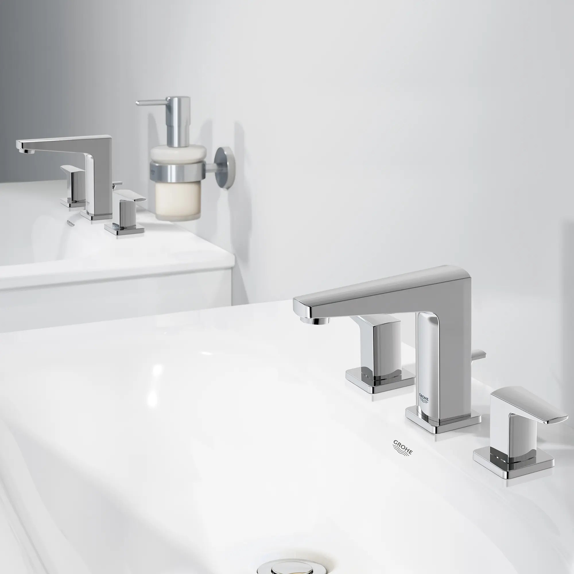 Tallinn 8" widespread two-handle bathroom faucet, 1.2 GPM (4.5 L/min) // GROHE STARLIGHT CHROME // 239934_Tallinn_EnvironmentCloseup_20583.000_0001_MARCH2024_CDNwebp.webp
