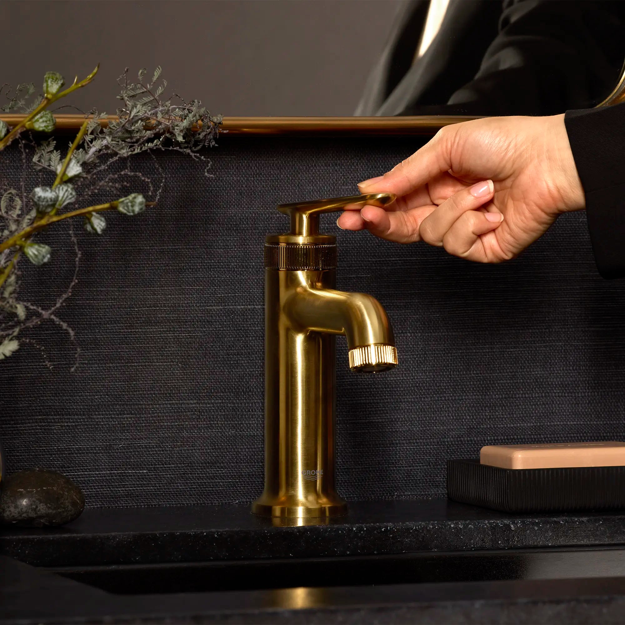 Listra Single Hole Single-Handle M-Size Bathroom Faucet, 1.2 gpm (4.5L/min) // BRUSHED COOL SUNRISE // 278852_Listra_Lifestyle_106222GN00_0001_November2025_0_CDNwebp.webp