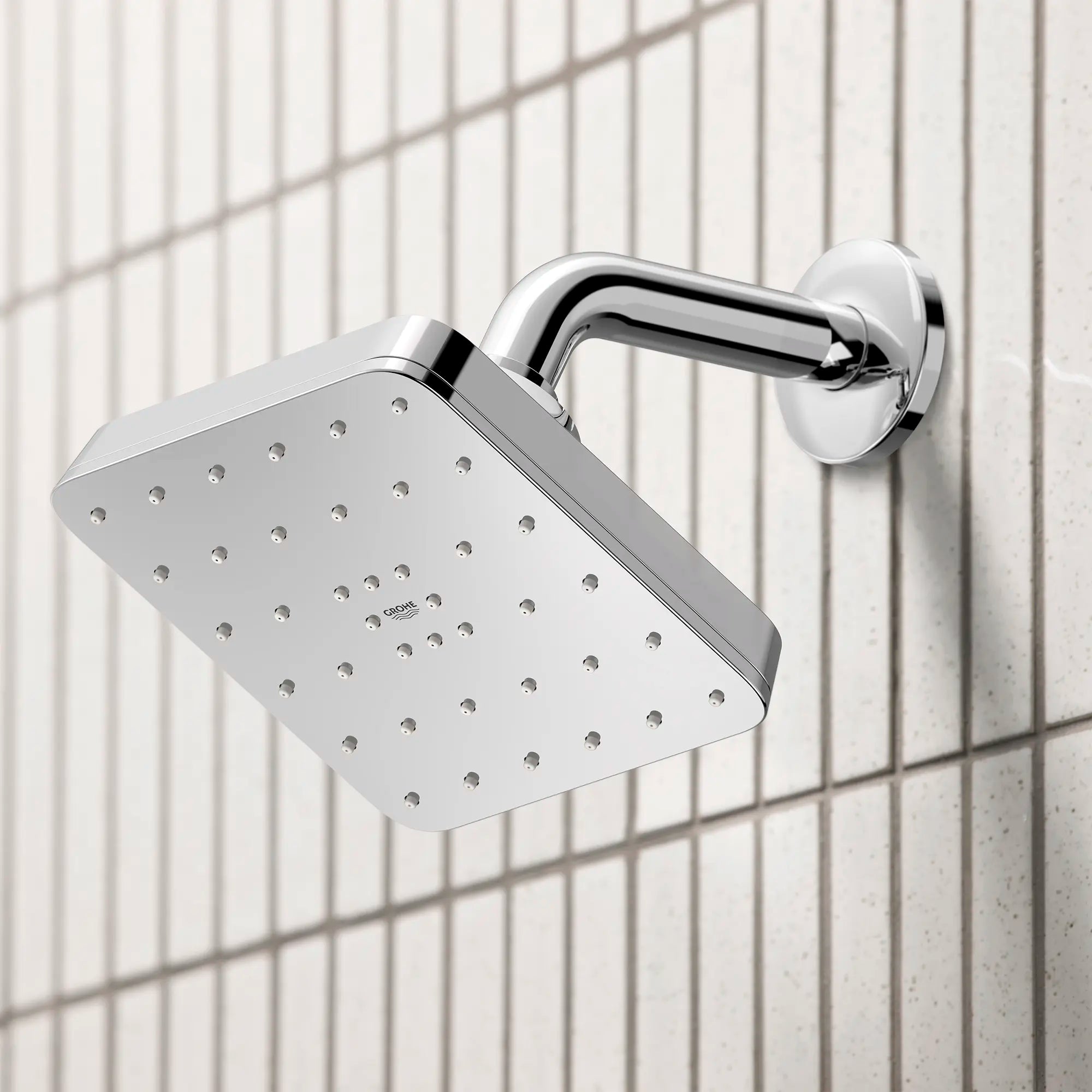 Euphoria 140 with AquaBooster Square Single Spray Shower Head 1.75 GPM (6.6L/min) // GROHE STARLIGHT CHROME // 282694_Aqua_Booster_EnvironmentCloseUp_1117180000_0001_MARCH2026_1_CDNwebp.webp