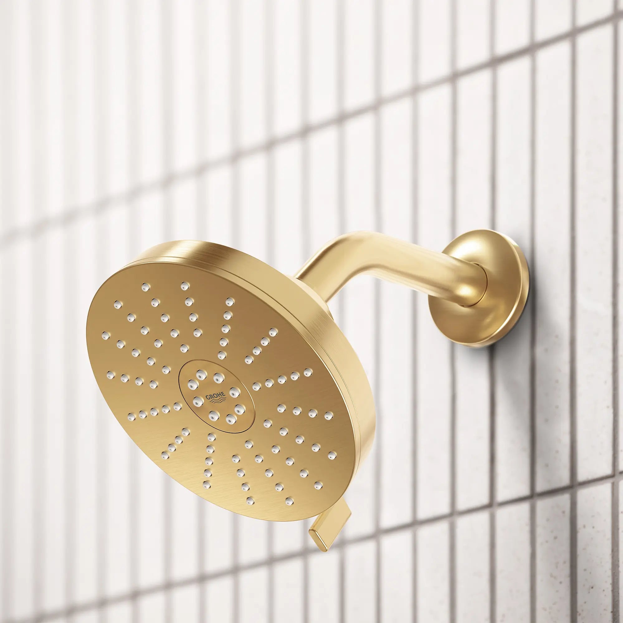 Euphoria 140 with AquaBooster Round Multi Spray Shower Head 1.75 GPM (6.6L/min) // BRUSHED COOL SUNRISE // 287495_Aqua_Booster_EnvironmentCloseUp_111716GN00_0001_February2026_0_CDNwebp.webp