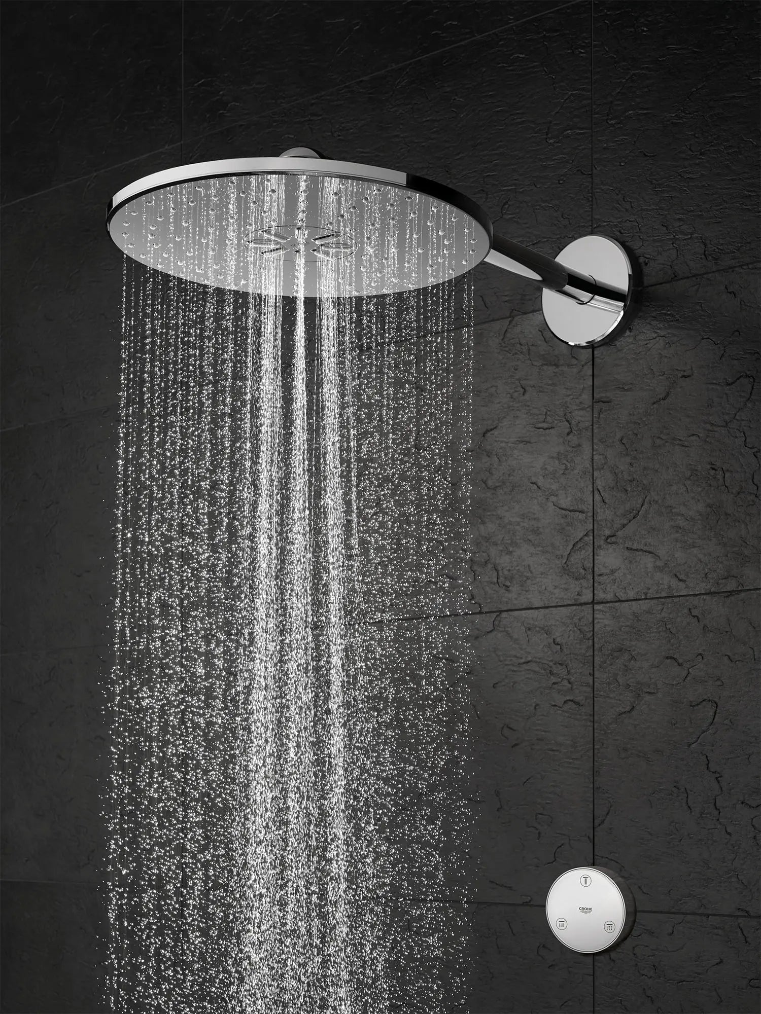 Shower Head with Remote, 12" - 2 Sprays, 1.75 GPM (6.6 L/min) // GROHE STARLIGHT CHROME // 70889_B-26644000_26646000_2_CDNwebp.webp