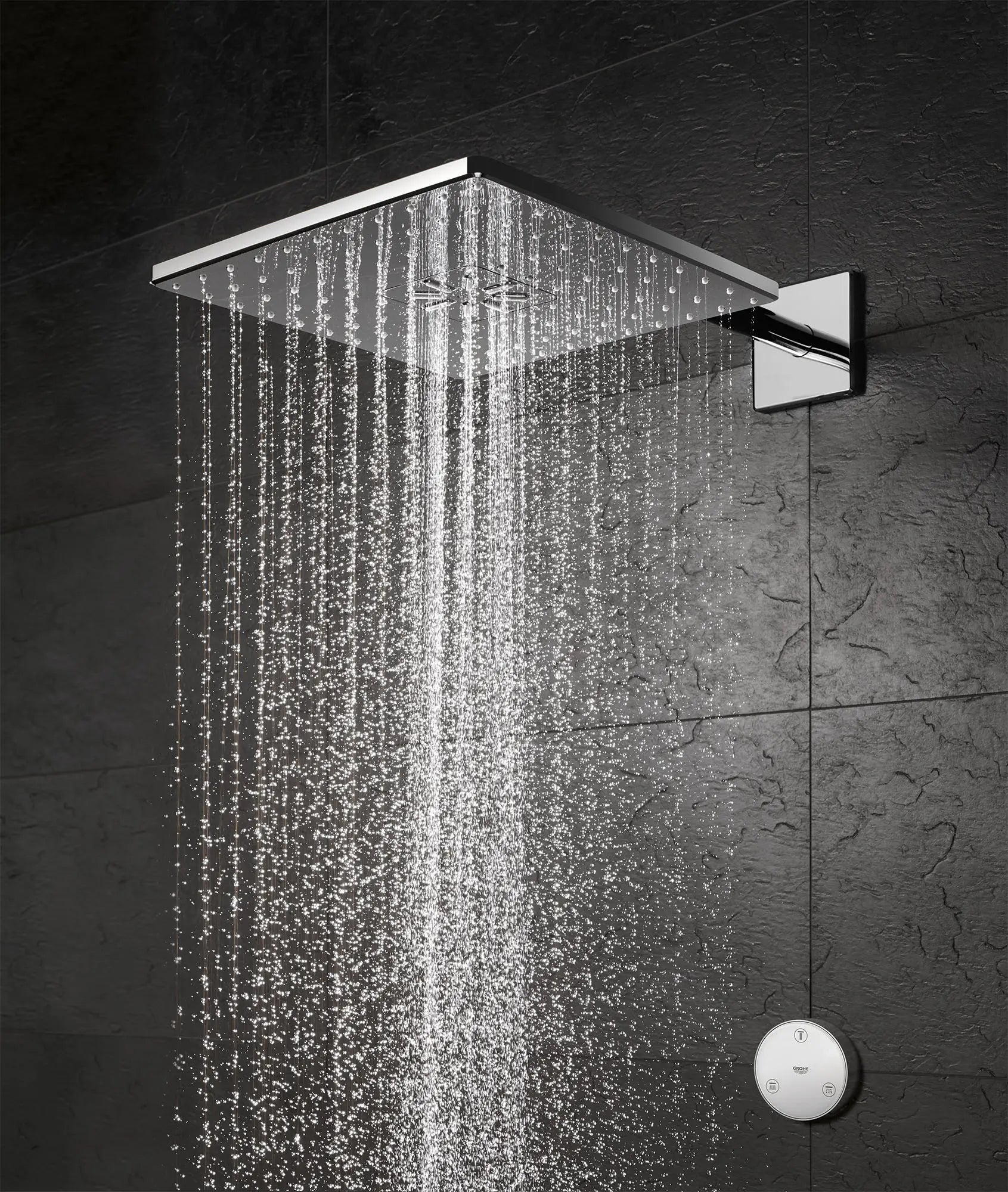 Shower Head with Remote, 12" - 2 Sprays, 1.75 GPM (6.6 L/min) // GROHE STARLIGHT CHROME // 70898_B-26645000_26646000_2_CDNwebp.webp