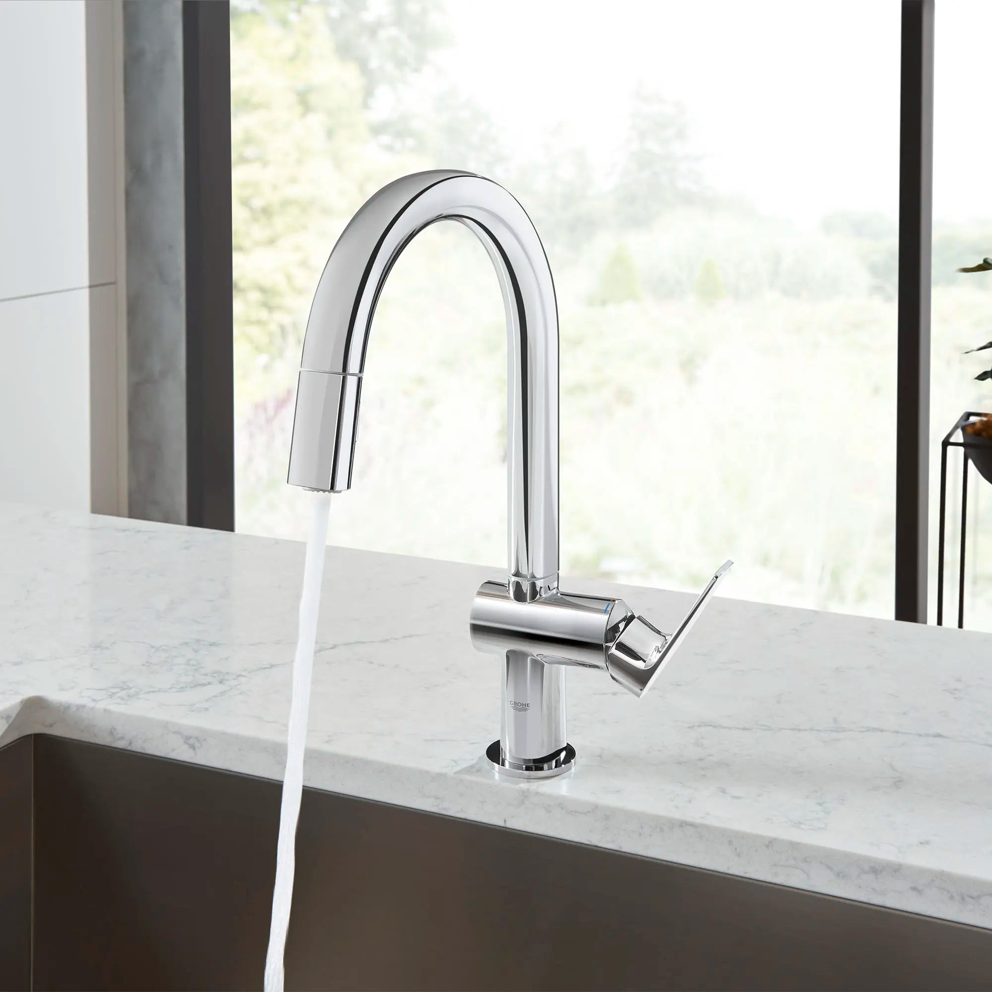 Single-Handle Pull Down Dual Spray Bar Faucet 1.75 GPM (6.6 L/min) // GROHE STARLIGHT CHROME // 71809_B-30378000_2_CDNwebp.webp