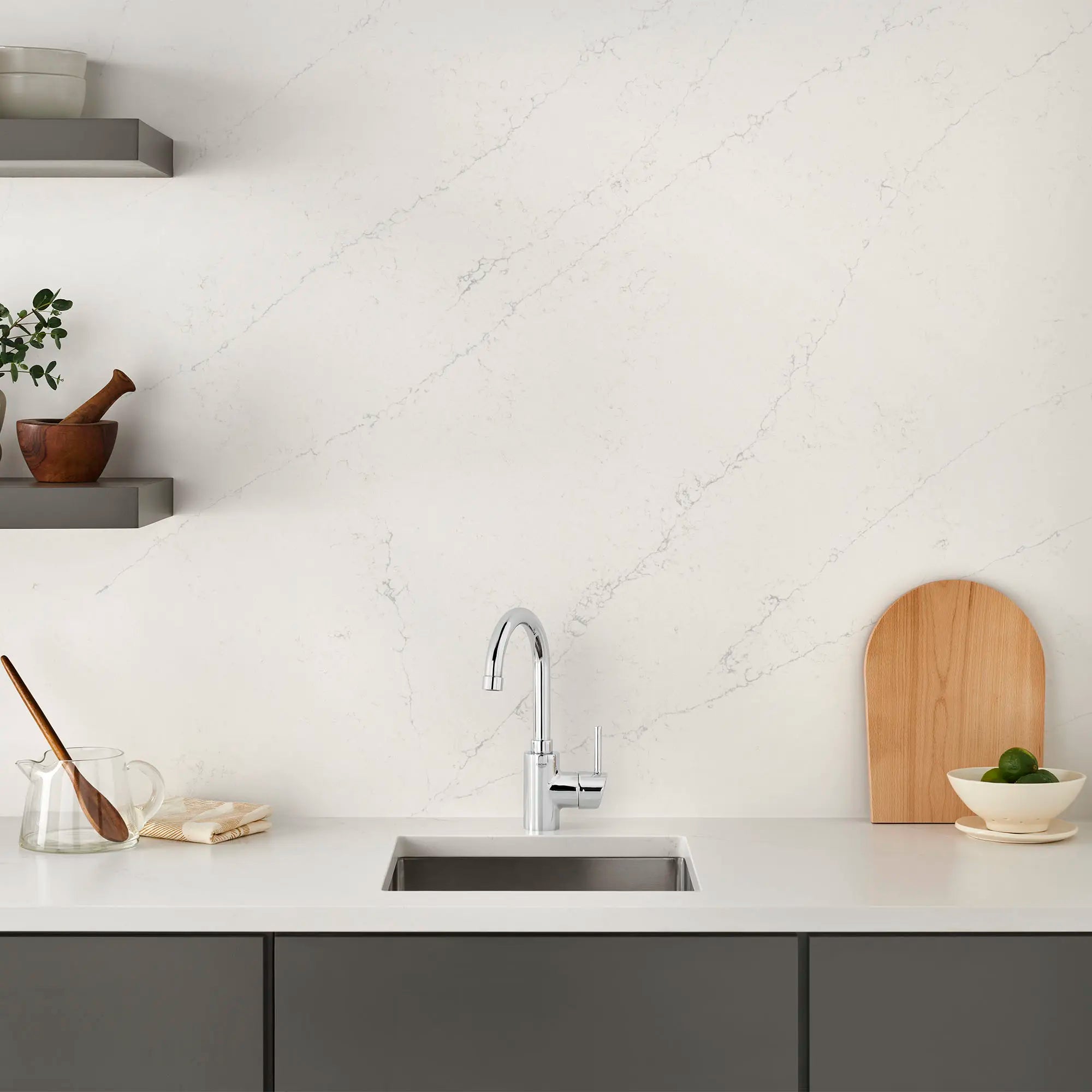 Single-Handle Pull Down Dual Spray Bar Faucet 5.7 L/min (1.5 gpm) // GROHE STARLIGHT CHROME // 72010_B-31518000_3_CDNwebp.webp