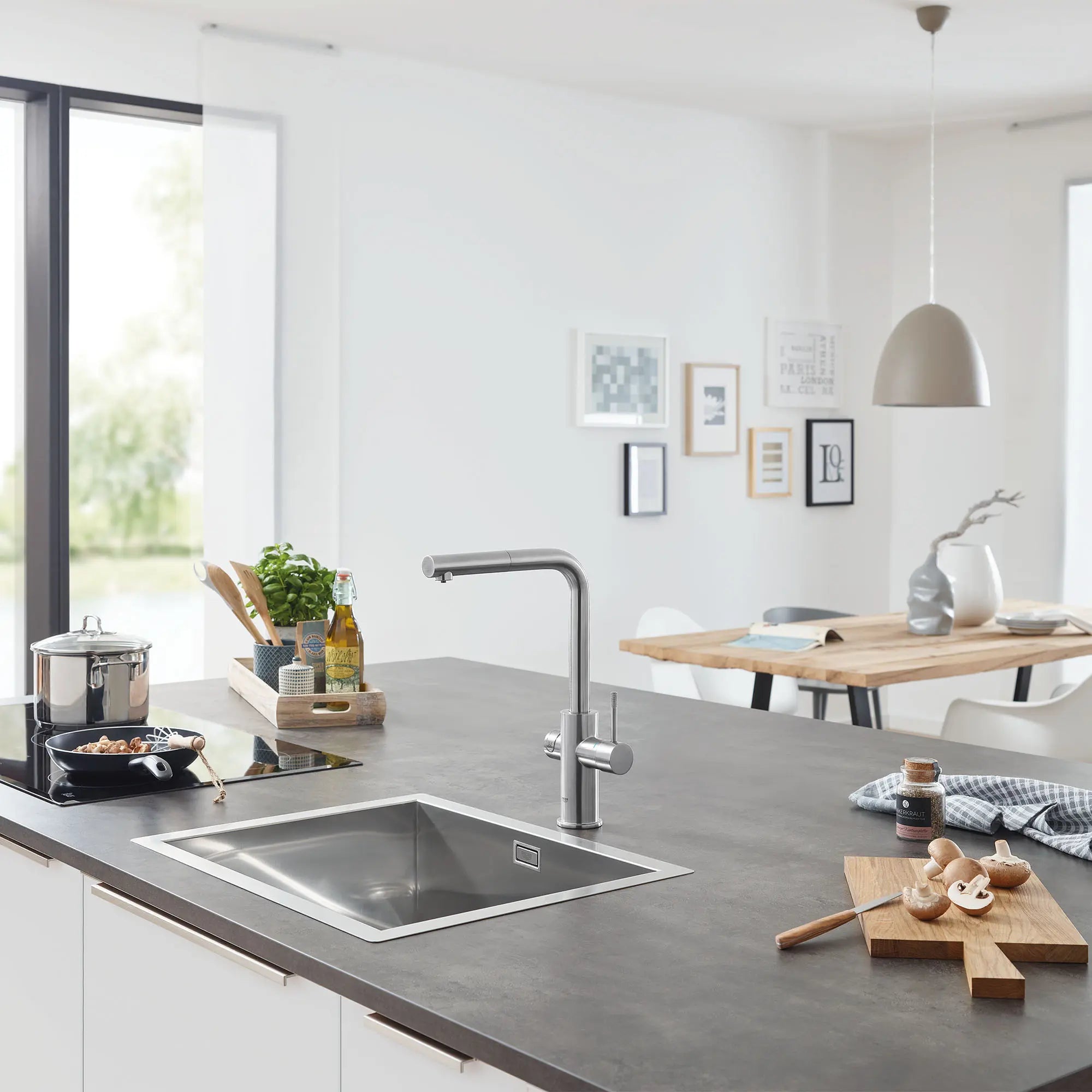 GROHE Blue Single-Handle Pull-Out Kitchen Faucet Single Spray 1.75 GPM (6.6 L/min) with Chilled & Sparkling Water // SUPERSTEEL INFINITYFINISH // 72067_B-31608DC2_1_CDNwebp.webp