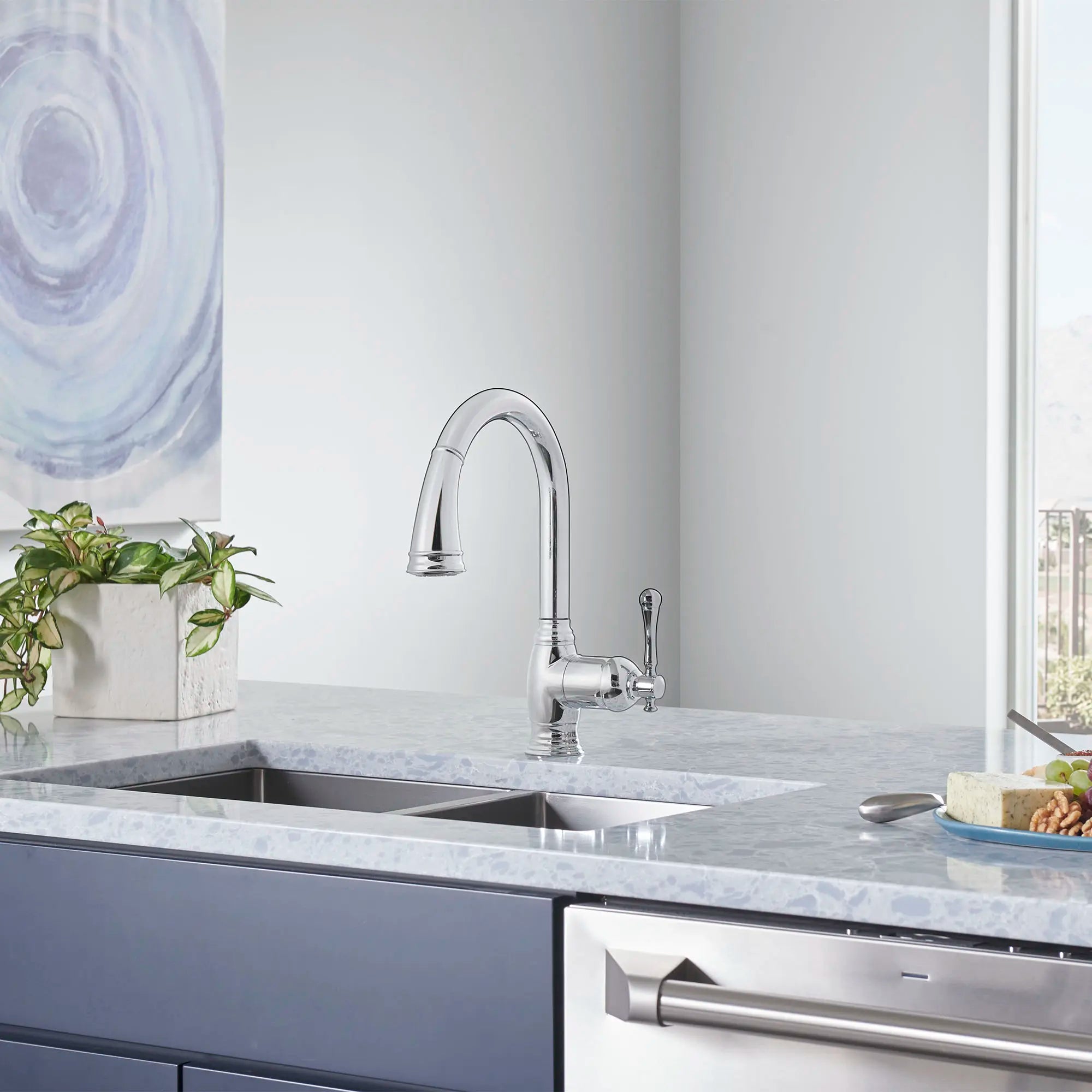 Bridgeford Single-Handle Pull-Down Kitchen Faucet Dual Spray 1.75 GPM // GROHE STARLIGHT CHROME // 72280_B-33870002_CDNwebp.webp