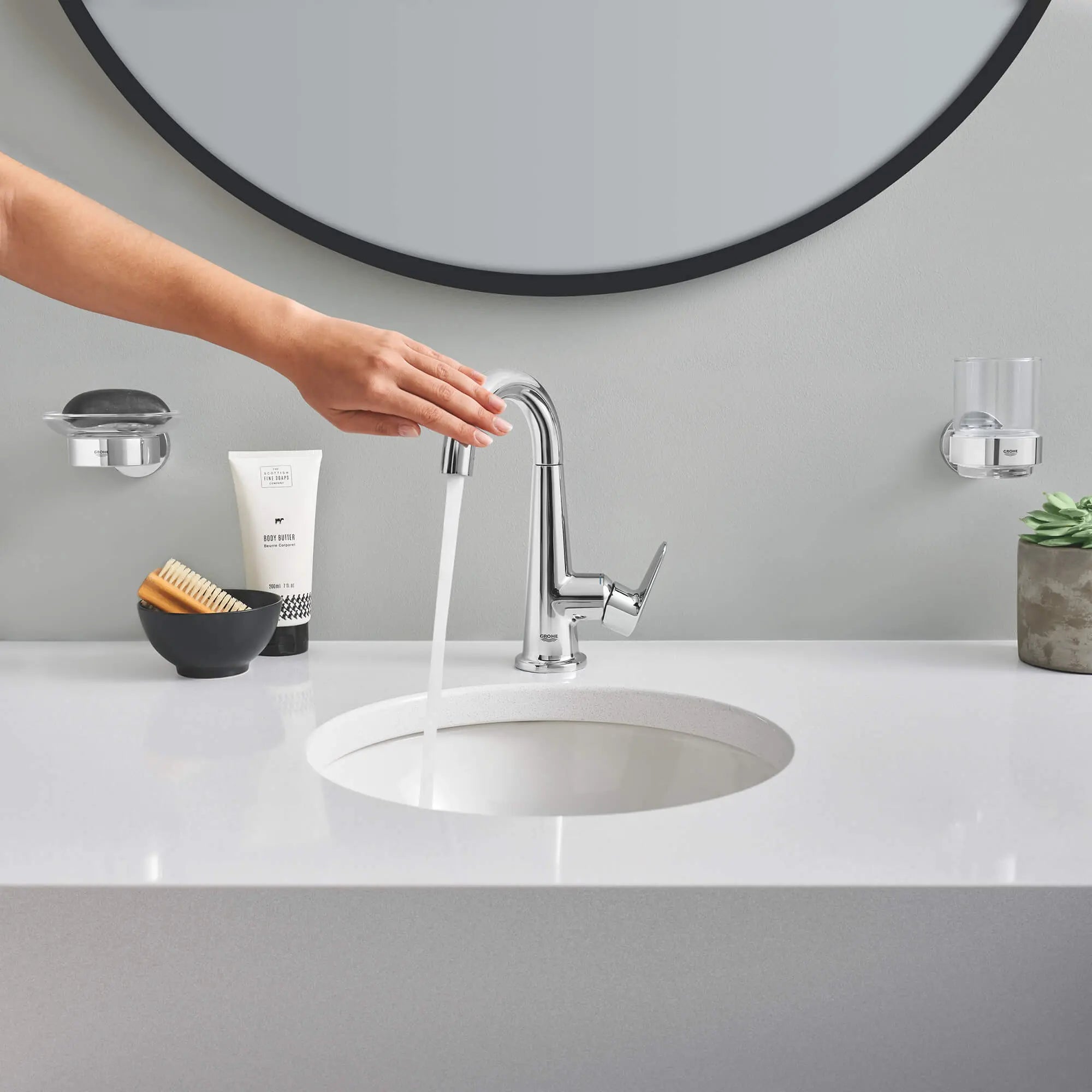 Veletto Single-Handle 4" Centerset Bathroom Faucet, 1.2 GPM (4.5 L/min) // GROHE STARLIGHT CHROME // 885_23837000-single-handle-4-inch-centerset-bathroom-faucet-enviro-9_0_CDNwebp.webp