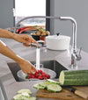 [30271000] Essence Single-Handle Pull-Out Kitchen Faucet Dual Spray 1.75 GPM (6.6 L/min) - GROHE StarLight Chrome