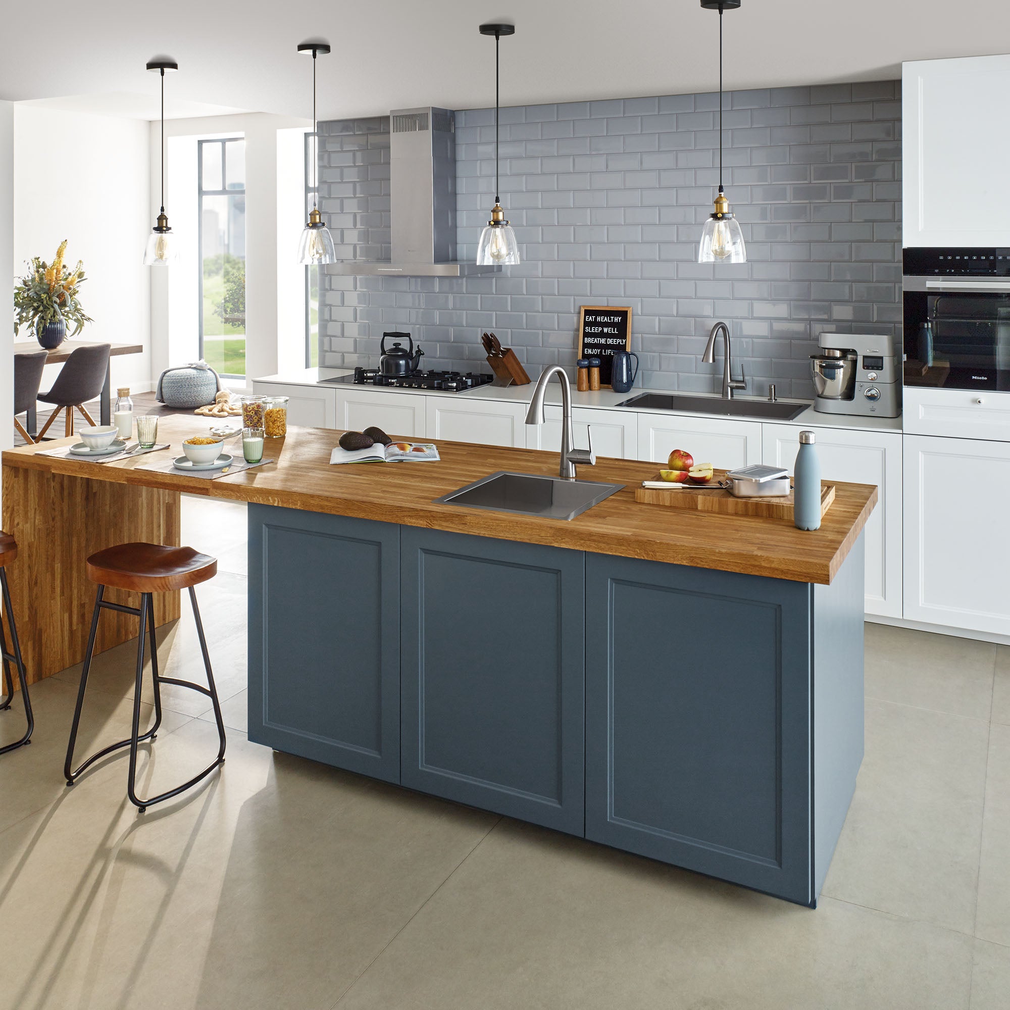 ZEDRA KITCHEN FAUCET